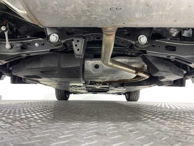 トヨタ Ｃ－ＨＲ G モード ネロセーフティプラスⅢ 神奈川県 2023(令5)年 1.1万km プラチナホワイトパールマイカ 純正8型ディスプレイオーデュオ/Tコネクトナビ/Bluetooth　USB　Miracast/パノラミックビューモニター/セーフティセンス/プリクラッシュセーフティ/レーダークルーズコントロール/レーントレーシングアシスト/オートマチックハイビーム/ロードサインアシスト/ブラインドスポットモニター/パーキングサポートブレーキ/先行車発進告知機能/ドライブスタートコントロール/社外前後ドライブレコーダー/純正ビルトインETC/ハーフレザーシート/運転席パワーシート/前席シートヒーター/革巻きステアリング/ステアリングスイッチ/プッシュスタート/スマートキー/純正18インチアルミホイール/LEDヘッドランプ/LEDフロントフォグランプ/オートライト/純正リアスポイラー/電格ウインカーミラー