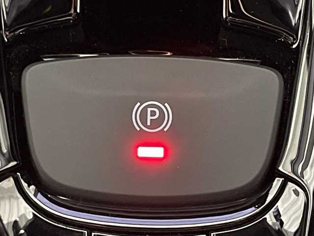 トヨタ Ｃ－ＨＲ G モード ネロセーフティプラスⅢ 神奈川県 2023(令5)年 1.1万km プラチナホワイトパールマイカ 純正8型ディスプレイオーデュオ/Tコネクトナビ/Bluetooth　USB　Miracast/パノラミックビューモニター/セーフティセンス/プリクラッシュセーフティ/レーダークルーズコントロール/レーントレーシングアシスト/オートマチックハイビーム/ロードサインアシスト/ブラインドスポットモニター/パーキングサポートブレーキ/先行車発進告知機能/ドライブスタートコントロール/社外前後ドライブレコーダー/純正ビルトインETC/ハーフレザーシート/運転席パワーシート/前席シートヒーター/革巻きステアリング/ステアリングスイッチ/プッシュスタート/スマートキー/純正18インチアルミホイール/LEDヘッドランプ/LEDフロントフォグランプ/オートライト/純正リアスポイラー/電格ウインカーミラー