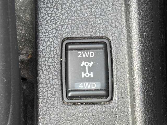 日産 ノート X FOUR スマートセーフティED 宮城県 2016(平28)年 6.2万km 青 登録時走行距離61947km/横滑り防止機能/Aライト/Pスタート/衝突軽減システム/TV・BT・AM/FM・CD/DVD/AUX/コーナーセンサー前後/純正アルミホイール/純正フロアマット/デジタルインナーミラー