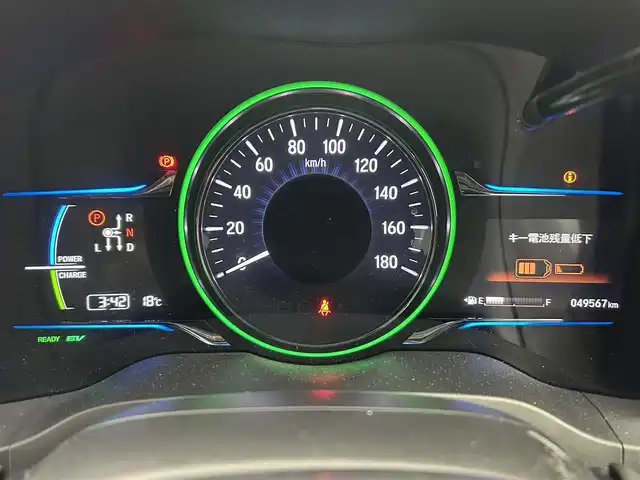 ホンダ ヴェゼル ハイブリッド Z 熊本県 2016(平28)年 5万km ホワイトオーキッドパール 禁煙車　/純正ナビVXM-164VFi（ＣＤ・ＤＶＤ・フルセグ・ＢＴ・ＳＤ・ＵＳＢ）/バックカメラ　/ビルトインＥＴＣ　/前席シートヒーター　/クルーズコントロール　/衝突軽減ブレーキ　/アイドリングストップ　/横滑り防止/パドルシフト/ブレーキホールド/電動パーキング/純正フロアマット/純正17インチAW/オートライト/LEDヘッドライト/フォグライト/スマートキー/プッシュスタート