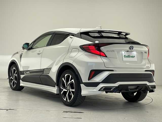 トヨタ Ｃ－ＨＲ G 沖縄県 2020(令2)年 3.2万km ホワイトパールクリスタルシャイン TRDエアロ　/純正ディスプレイオーディオ/（ナビ/Bluetooth接続）/バックカメラ　/USB端子　/ETC　/前後ドライブレコーダー　/純正アルミホイール　/LEDヘッドライト　/オートマティックハイビーム　/スマートキー　/Pスタート/保証書/記録簿