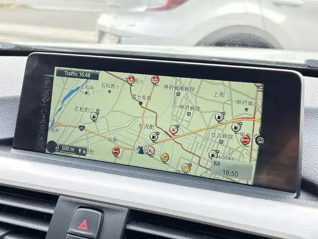 ＢＭＷ ３２０ｉ 山梨県 2016(平28)年 7.4万km サファイアブラックP