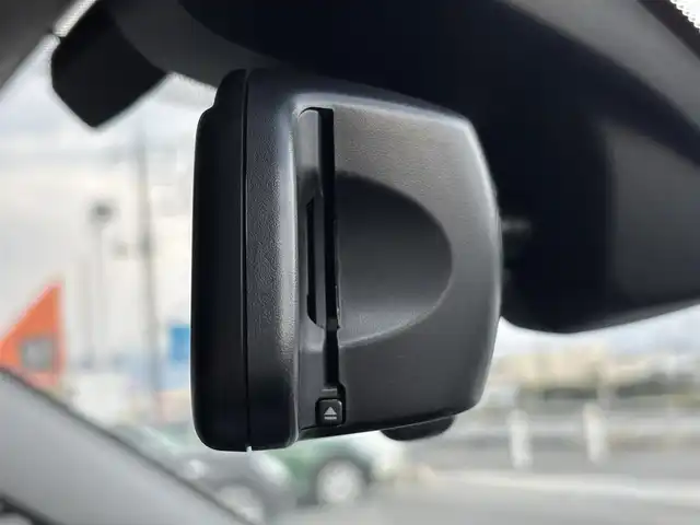 ＢＭＷ ３２０ｉ 山梨県 2016(平28)年 7.4万km サファイアブラックP