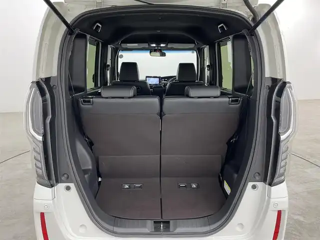 ホンダ Ｎ ＢＯＸ カスタム G L ターボ ホンダセンシング 福島県 2020(令2)年 3.7万km プラチナホワイトパール ホンダセンシング/・衝突軽減ブレーキ/・路外逸脱抑制装置/・レーダークルーズコントロール/・先行車発進お知らせ機能/・標識認識機能/純正8インチ大画面ナビ/・型番：VXU-207NBi/・フルセグTV/Bluetooth/CD/DVD/・バックカメラ/・ETC/・前後ドライブレコーダー/両側パワースライドドア/革巻きステアリング/・パドルシフト/・ステアリングリモコン/ハーフレザーシート/・シートヒーター(運転席/助手席)/プッシュスタート/・スマートキー/・スペアキー/LEDヘッドライト/・オートライト/純正フロアマット/ドアバイザー/取扱説明書/保証書