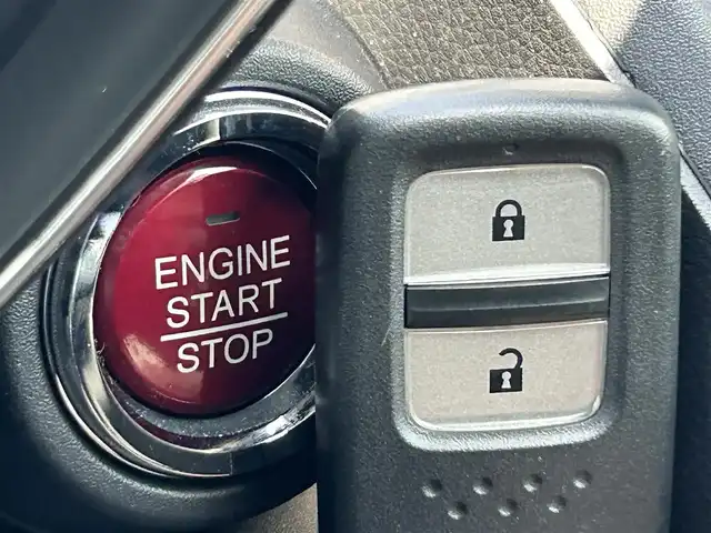 ホンダ Ｓ６６０ α 兵庫県 2018(平30)年 3.4万km グレーＭ 純正ナビ/BTオーディオ/USBポート/バックカメラ/ステアリングリモコン/クルーズコントロール/ドライブレコーダー/パドルシフト/革調シートカバー/純正フロアマット/純正AW/CTBA