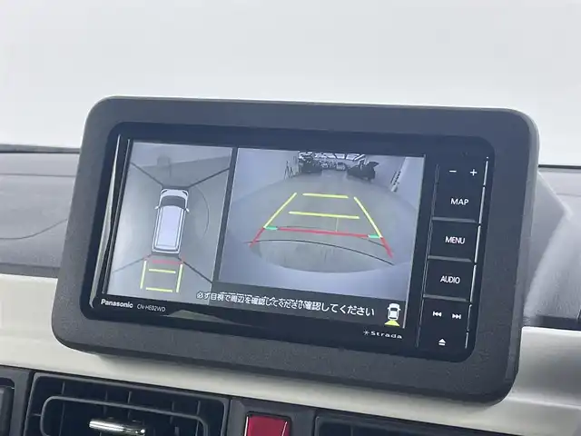 ダイハツ ムーヴ キャンバス ストライプス G 埼玉県 2024(令6)年 0.5万km シャイニングホワイトパール/スムーズグレーマイカメタリック 純正ナビ　Ｂｌｕｅｔｏｏｔｈ　フルセグ　ＤＶＤ／ＣＤ　ＵＳＢ　全方位カメラ　前席シートヒーター　両側パワースライドドア　ベンチシート　フルフラットシート　コーナーセンサー　ＬＥＤヘッドライト
