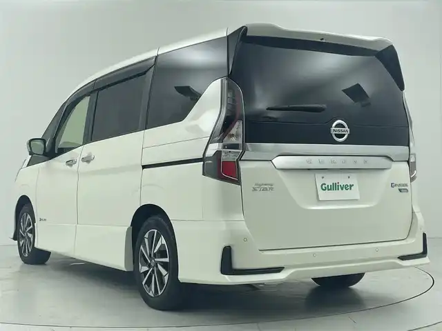 日産 セレナ e－パワー ハイウェイスター G 大阪府 2019(令1)年 6.8万km ブリリアントホワイトパール プロパイロット/　・インテリジェントエマージェンシーブレーキ/　・踏み間違い衝突防止アシスト/　・LDW（車線逸脱警報）/アルパイン１１インチSDナビ/　フルセグTV/CD/DVD/HDMI/AUX/アラウンドビューモニター/両側パワースライドドア/インテリジェントクルーズコントロール/LEDヘッドライト/オートライト/ハーフレザーシート/純正１６インチアルミホイール/デジタルインナーミラー/スマートキー/純正フロアマット