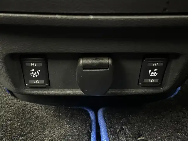 日産 セレナ e－パワー ハイウェイスター G 大阪府 2019(令1)年 6.8万km ブリリアントホワイトパール プロパイロット/　・インテリジェントエマージェンシーブレーキ/　・踏み間違い衝突防止アシスト/　・LDW（車線逸脱警報）/アルパイン１１インチSDナビ/　フルセグTV/CD/DVD/HDMI/AUX/アラウンドビューモニター/両側パワースライドドア/インテリジェントクルーズコントロール/LEDヘッドライト/オートライト/ハーフレザーシート/純正１６インチアルミホイール/デジタルインナーミラー/スマートキー/純正フロアマット