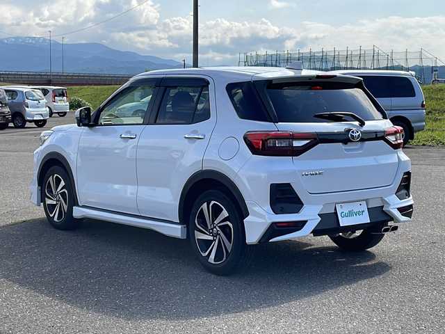 トヨタ ライズ Z 新潟県 2020(令2)年 1.7万km シャイニングホワイトパール 4WD/純正9インチSDナビ(NSZT-Y68T)/CD/DVD/BT/フルセグテレビ/全方位カメラ/ETC/ドライブレコーダー/衝突被害軽減ブレーキ/レーンキープアシスト/レーダークルーズコントロール/コーナーセンサー/シートヒーター /スマートキー/プッシュスタート/LEDヘッドライト/オートライト/オートハイビーム/フォグランプ/純正17インチアルミホイール