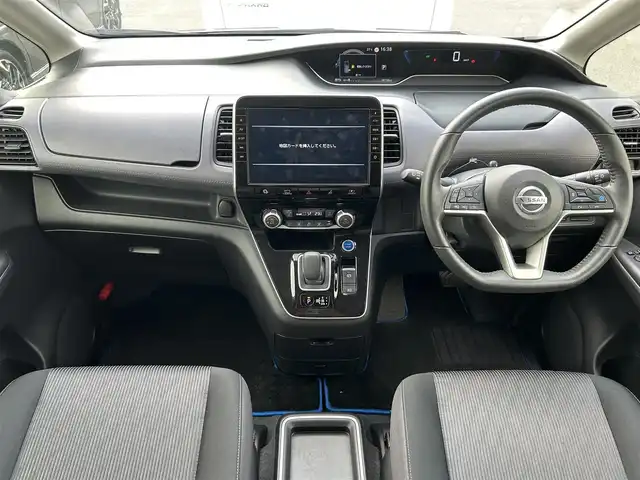 日産 セレナ e－パワー ハイウェイスター V 兵庫県 2020(令2)年 2.9万km ダークメタルグレー/ダイヤモンドブラック 純正ナビ/フルセグ/純正ドラレコ/ETC/プロパイロット/エマージェンシーブレーキ/BSW/BSI/アラウンドビューモニター（未確認）/追従クルーズコントロール/両側パワースライドドア/LDP/横滑り防止装置/ABS