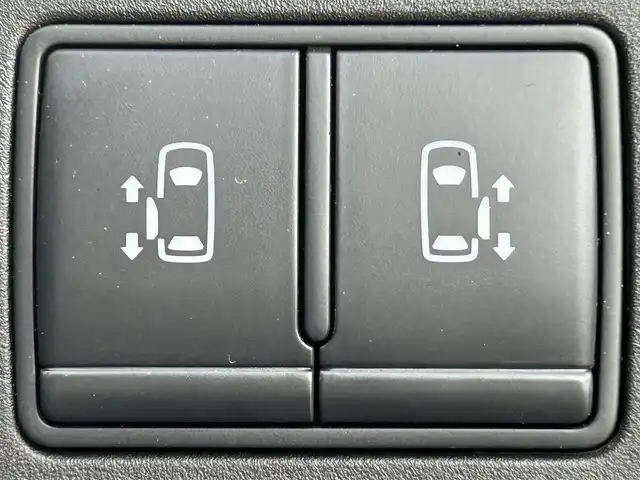 日産 セレナ e－パワー ハイウェイスター V 兵庫県 2020(令2)年 2.9万km ダークメタルグレー/ダイヤモンドブラック 純正ナビ/フルセグ/純正ドラレコ/ETC/プロパイロット/エマージェンシーブレーキ/BSW/BSI/アラウンドビューモニター（未確認）/追従クルーズコントロール/両側パワースライドドア/LDP/横滑り防止装置/ABS