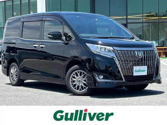 トヨタ エスクァイア Gi プレミアムパッケージ ブラックテーラード 奈良県 2020(令2)年 7.7万km ブラック 専用黒革＋スウェードシート /コンビステアリング /純正ナビ [NSZT-Y68T]/(BT/DVD/CD)/ビルトインETC /バックカメラ /フルセグTV /ステアリングヒーター /三眼ヘッドライト /シートヒーター /社外15型AW /衝突被害軽減システム