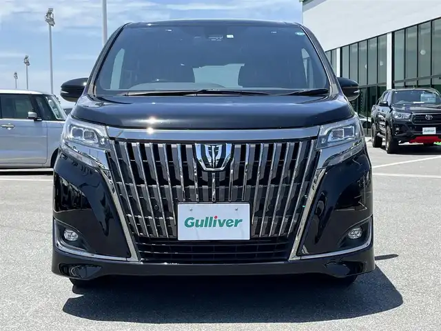 トヨタ エスクァイア Gi プレミアムパッケージ ブラックテーラード 奈良県 2020(令2)年 7.7万km ブラック 専用黒革＋スウェードシート /コンビステアリング /純正ナビ [NSZT-Y68T]/(BT/DVD/CD)/ビルトインETC /バックカメラ /フルセグTV /ステアリングヒーター /三眼ヘッドライト /シートヒーター /社外15型AW /衝突被害軽減システム