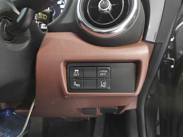 マツダ ロードスター ＲＦ VS 福岡県 2017(平29)年 4.9万km マシーングレープレミアムM 純正ナビ(Bluetooth/CD/DVD)/フルセグTV/パワーリトラクタブルハードトップ/バックモニター/ドライブレコーダー/クルーズコントロール/セーフティパッケージ/・ブラインドスポットモニタリング/・車線逸脱警報システム/・アダプティブフロントライティングシステム/・ハイビームコントロールシステム/LEDヘッドランプ/オートライト/オートエアコン/本革巻きステアリング/ステアリングスイッチ/パドルシフト/オーバーンナッパ革シート/両席シートヒーター/純正17インチアルミホイール/アドバンストキーレスエントリーシステム/プッシュスタートボタン/禁煙車