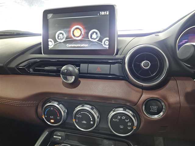 マツダ ロードスター ＲＦ VS 福岡県 2017(平29)年 4.9万km マシーングレープレミアムM 純正ナビ(Bluetooth/CD/DVD)/フルセグTV/パワーリトラクタブルハードトップ/バックモニター/ドライブレコーダー/クルーズコントロール/セーフティパッケージ/・ブラインドスポットモニタリング/・車線逸脱警報システム/・アダプティブフロントライティングシステム/・ハイビームコントロールシステム/LEDヘッドランプ/オートライト/オートエアコン/本革巻きステアリング/ステアリングスイッチ/パドルシフト/オーバーンナッパ革シート/両席シートヒーター/純正17インチアルミホイール/アドバンストキーレスエントリーシステム/プッシュスタートボタン/禁煙車