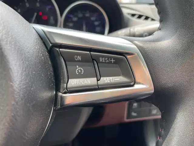 マツダ ロードスター ＲＦ VS 福岡県 2017(平29)年 4.9万km マシーングレープレミアムM 純正ナビ(Bluetooth/CD/DVD)/フルセグTV/パワーリトラクタブルハードトップ/バックモニター/ドライブレコーダー/クルーズコントロール/セーフティパッケージ/・ブラインドスポットモニタリング/・車線逸脱警報システム/・アダプティブフロントライティングシステム/・ハイビームコントロールシステム/LEDヘッドランプ/オートライト/オートエアコン/本革巻きステアリング/ステアリングスイッチ/パドルシフト/オーバーンナッパ革シート/両席シートヒーター/純正17インチアルミホイール/アドバンストキーレスエントリーシステム/プッシュスタートボタン