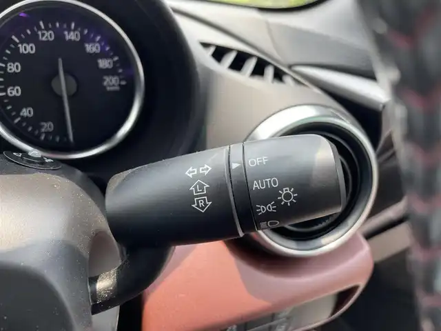 マツダ ロードスター ＲＦ VS 福岡県 2017(平29)年 4.9万km マシーングレープレミアムM 純正ナビ(Bluetooth/CD/DVD)/フルセグTV/パワーリトラクタブルハードトップ/バックモニター/ドライブレコーダー/クルーズコントロール/セーフティパッケージ/・ブラインドスポットモニタリング/・車線逸脱警報システム/・アダプティブフロントライティングシステム/・ハイビームコントロールシステム/LEDヘッドランプ/オートライト/オートエアコン/本革巻きステアリング/ステアリングスイッチ/パドルシフト/オーバーンナッパ革シート/両席シートヒーター/純正17インチアルミホイール/アドバンストキーレスエントリーシステム/プッシュスタートボタン