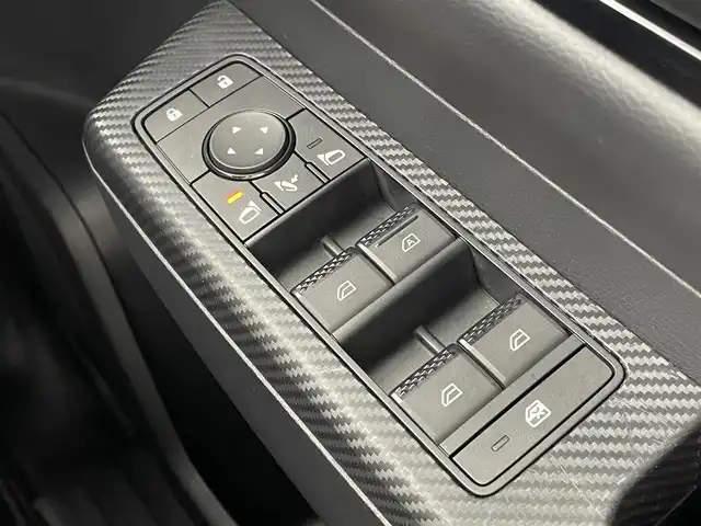 三菱 トライトン GSR 茨城県 2024(令6)年 0.4万km オレンジ 純正ディスプレイオーディオ/・ナビキット（機能）あり/全方位カメラ/フルセグ再生可/レーダークルーズコントロール/クリアランスソナー/ステアリングヒーター/ブラインドスポットモニター/レザーシート/シートヒーター/純正アルミホイール/純正フロアマット