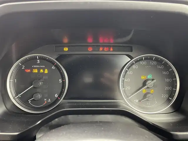 三菱 トライトン GSR 茨城県 2024(令6)年 0.4万km オレンジ 純正ディスプレイオーディオ/・ナビキット（機能）あり/全方位カメラ/フルセグ再生可/レーダークルーズコントロール/クリアランスソナー/ステアリングヒーター/ブラインドスポットモニター/レザーシート/シートヒーター/純正アルミホイール/純正フロアマット