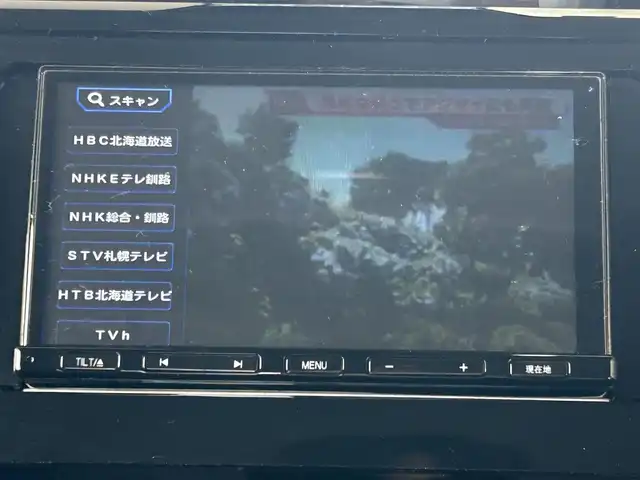 トヨタ ルーミー カスタムG 道東・釧路十勝 2024(令6)年 1万km ブラックマイカメタリック 4WD/寒冷地仕様/ETC/純正ナビ/（CD/DVD/BT）/ワンセグTV/バックカメラ/プッシュスタート/両側パワースライドドア/レーダークルーズコントロール/革巻きステアリング/前後コーナーセンサー/純正フロアマット/純正AWサマータイヤ