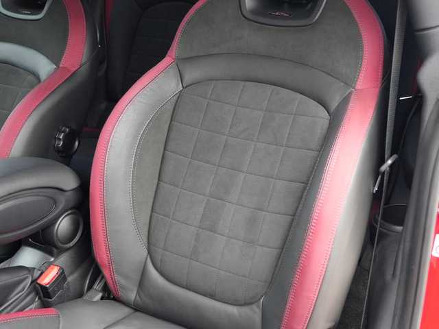 ＭＩＮＩ ミニ ジョンクーパーワークス 静岡県 2019(令1)年 5.9万km チリ・レッド LCiモデル/インテリジェントセーフティ /軽減ブレーキ アクティブクルーズコントロール/ハーフレザーシート シートヒーター /タッチパネルモニター/純正HDDナビ Bluetooth/バックカメラ/コンフォートアクセス/ブラックエクステリアトリム/１８インチアロイホイール/ヘッドアップディスプレイ/ミラー一体型DSRCETC/GPSレーダー/ガラスフィルム施工