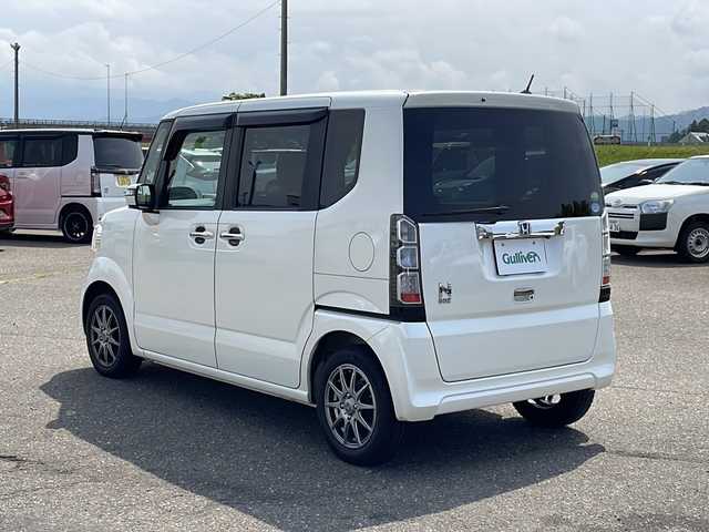 ホンダ Ｎ ＢＯＸ G ターボ Lパッケージ 新潟県 2014(平26)年 8.7万km プレミアムホワイトパール 純正SDナビ(VXM-142VFi)/CD/DVD/BT/フルセグテレビ/バックカメラ/ETC/ドライブレコーダー/クルーズコントロール/両側パワースライドドア/ベンチシート/革調シートカバー/ステアリングスイッチ/パドルシフト/スマートキー/プッシュスタート/キセノンヘッドライト/オートライト/社外14インチアルミホイール/純正14インチAW夏タイヤ車載