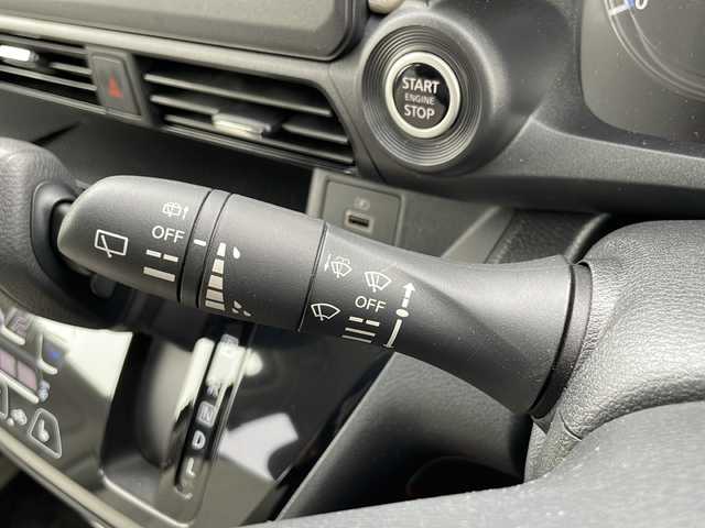 日産 デイズ X 道東・釧路十勝 2023(令5)年 1.1万km アッシュブラウンM 4WD/ナビ　/　(AM/FM/CD/DVD/BT)/ETC/バックカメラ/シートヒーター/純正14インチAW/社外フロアマット/ドアバイザー/アイドリングストップ/コーナーセンサー/オートライト/オートマチックハイビーム/ライトレベライザー/フォグランプ/盗難防止装置/ABS/横滑り防止装置/USB入力端子