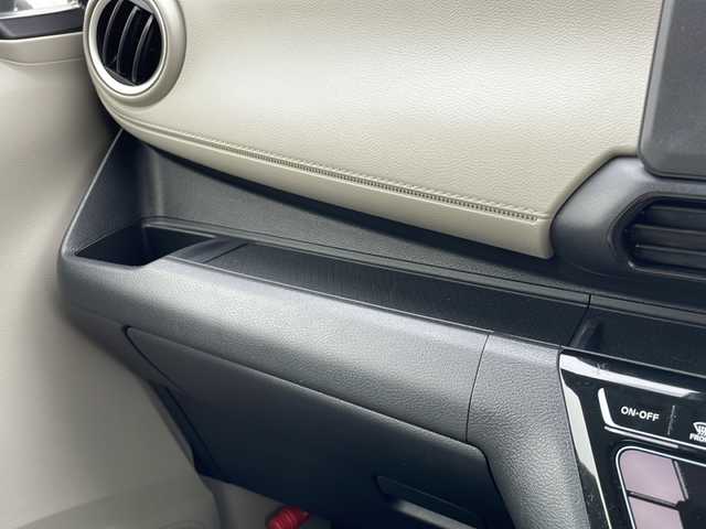 日産 デイズ X 道東・釧路十勝 2023(令5)年 1.1万km アッシュブラウンM 4WD/ナビ　/　(AM/FM/CD/DVD/BT)/ETC/バックカメラ/シートヒーター/純正14インチAW/社外フロアマット/ドアバイザー/アイドリングストップ/コーナーセンサー/オートライト/オートマチックハイビーム/ライトレベライザー/フォグランプ/盗難防止装置/ABS/横滑り防止装置/USB入力端子