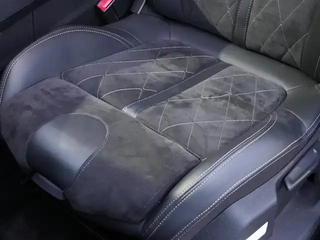 プジョー ５００８ GT ブルーHDi 静岡県 2019(令1)年 4.4万km アマゾナイトグレー アクティブセーフティ/衝突軽減ブレーキACC/レーンキープ ブラインドスポットモニター/ファーストクラスパッケージ/ハーフレザーシート シートヒーター /運転席メモリーパワーシート　マッサージ/アンビエンスライト/パノラマサンルーフ /パノラマビューカメラ/パヒュームデュヒューザー/ワイヤレス充電/インテリジェントHiビーム/ドライブレコーダー