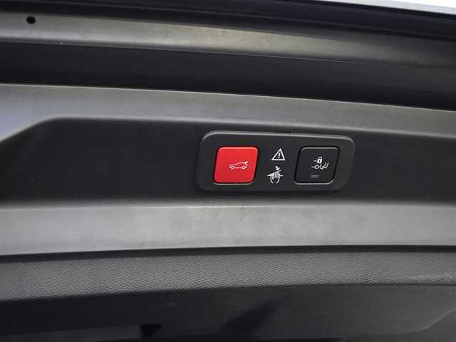 プジョー ５００８ GT ブルーHDi 静岡県 2019(令1)年 4.4万km アマゾナイトグレー アクティブセーフティ/衝突軽減ブレーキACC/レーンキープ ブラインドスポットモニター/ファーストクラスパッケージ/ハーフレザーシート シートヒーター /運転席メモリーパワーシート　マッサージ/アンビエンスライト/パノラマサンルーフ /パノラマビューカメラ/パヒュームデュヒューザー/ワイヤレス充電/インテリジェントHiビーム/ドライブレコーダー