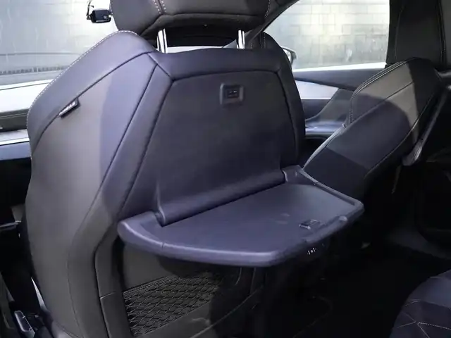 プジョー ５００８ GT ブルーHDi 静岡県 2019(令1)年 4.4万km アマゾナイトグレー アクティブセーフティ/衝突軽減ブレーキACC/レーンキープ ブラインドスポットモニター/ファーストクラスパッケージ/ハーフレザーシート シートヒーター /運転席メモリーパワーシート　マッサージ/アンビエンスライト/パノラマサンルーフ /パノラマビューカメラ/パヒュームデュヒューザー/ワイヤレス充電/インテリジェントHiビーム/ドライブレコーダー
