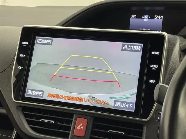 トヨタ ヴォクシー ZS GRスポーツ 埼玉県 2019(平31)年 3.2万km ホワイトパールクリスタルシャイン エアロ　/純正１０インチナビ　/純正１２．１インチフリップダウンモニター　/バックカメラ　/ビルトインＥＴＣ　/前後ドラレコ　/トヨタセーフティセンス　/純正アルミホイール　/ＬＥＤライト　/両側パワースライドドア