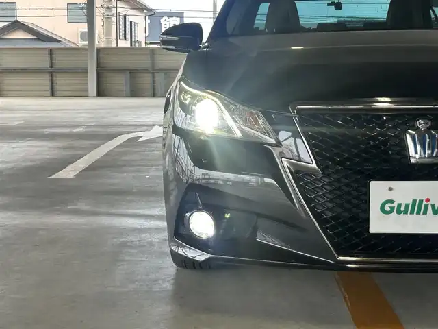 トヨタ クラウン ハイブリッド アスリートS ブラックスタイル 静岡県 2015(平27)年 5.2万km プレシャスブラックパール 純正HDDナビ/フルセグテレビ/バックカメラ/Bluetooth/ウィンカーミラー/クルーズコントロール/ドアバイザー/プッシュスタート/ビルトインETC/レザーステアリング/デジタルミラー（社外）/コーナーセンサー/純正フロアマット/カーテンエアバッグ/パワーシート