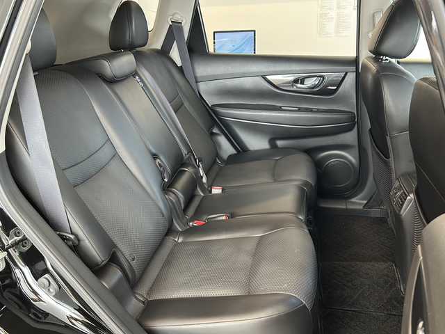 日産 エクストレイル 20X エクストリーマーX 岐阜県 2018(平30)年 8.5万km ダイヤモンドブラック 純正9型ナビゲーション/Bluetooth/アラウンドビューモニター/デジタルインナーミラー/ドライブレコーダー/カプロンシート/全席シートヒーター/LEDヘッドライト/オートライト/ETC/パワーバックドア/アイドリングストップ/ルーフレール/プッシュスタート/スマートキー/スペアキー/クリアランスソナー/取扱説明書・記録簿