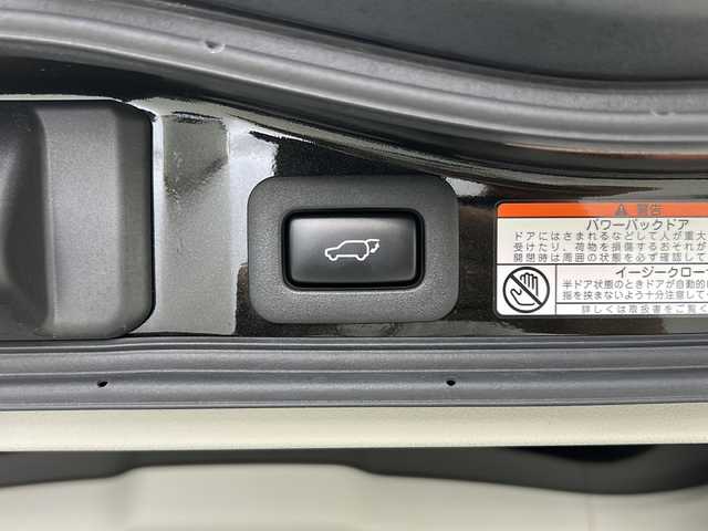 レクサス ＬＸ 570 宮城県 2016(平28)年 4.9万km スターライトブラックガラスフレーク マークレビンソンサウンド/ムーンルーフ/リアシートエンターテインメントシステム/モデリスタエアロ（F.R）/クーラーボックス/車高調整（純正エアーサスペンション）/パノラミックビューモニター/Lexus Safety System＋/・プリクラッシュセーフティ/・レーンディパーチャーアラート/・レーダークルーズコントロール/・オートマチックハイビーム/ブラインドスポットモニター/ヘッドアップディスプレイ/電動リアゲート/メーカーOPナビ/・BT.CD.DVD.Blu-ray.USB.SD/・フルセグTV/レザーシート/・前席パワーシート/・D席シートメモリー/・1.2列目シートヒーター/・1.2列目シートベンチレーション/ウッドコンビステアリング/・ステアリングヒーター/・パドルシフト/・ステアリングスイッチ/ビルトインETC2.0/純正ドライブレコーダ（F）/三眼LEDヘッドライト/LEDフォグライト/プッシュスタート/・スマートキー×2/・カードキー/アイドリングストップ/純正フロアマット/純正21インチAW/ドアバイザー/ロールサンシェード/ワイヤレス充電器/レーダー探知機