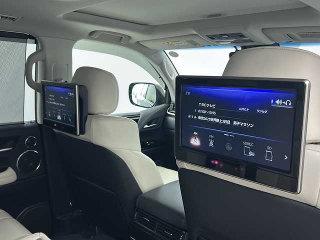 レクサス ＬＸ 570 宮城県 2016(平28)年 4.9万km スターライトブラックガラスフレーク マークレビンソンサウンド/ムーンルーフ/リアシートエンターテインメントシステム/モデリスタエアロ（F.R）/クーラーボックス/車高調整（純正エアーサスペンション）/パノラミックビューモニター/Lexus Safety System＋/・プリクラッシュセーフティ/・レーンディパーチャーアラート/・レーダークルーズコントロール/・オートマチックハイビーム/ブラインドスポットモニター/ヘッドアップディスプレイ/電動リアゲート/メーカーOPナビ/・BT.CD.DVD.Blu-ray.USB.SD/・フルセグTV/レザーシート/・前席パワーシート/・D席シートメモリー/・1.2列目シートヒーター/・1.2列目シートベンチレーション/ウッドコンビステアリング/・ステアリングヒーター/・パドルシフト/・ステアリングスイッチ/ビルトインETC2.0/純正ドライブレコーダ（F）/三眼LEDヘッドライト/LEDフォグライト/プッシュスタート/・スマートキー×2/・カードキー/アイドリングストップ/純正フロアマット/純正21インチAW/ドアバイザー/ロールサンシェード/ワイヤレス充電器/レーダー探知機