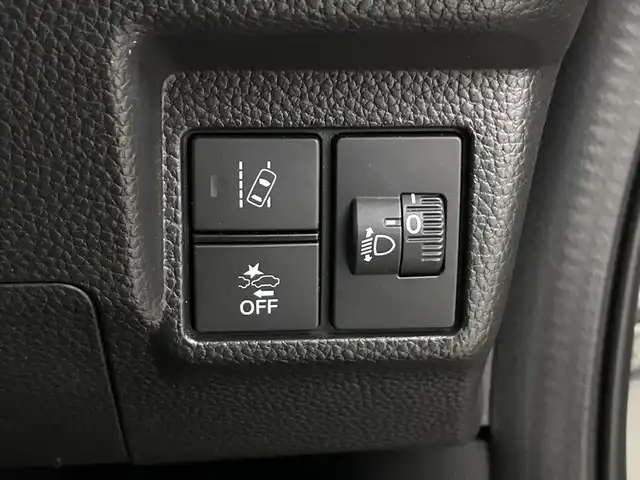 ホンダ Ｎ ＢＯＸ カスタム L ターボ 愛知県 2021(令3)年 2.7万km プラチナホワイトパール 禁煙車/ターボ/ワンオーナー/後期型/ツートンカラー/純正8インチナビ/（CD/DVD/Bluetooth/フルセグTV）/バックカメラ/ホンダセンシング/・衝突被害軽減ブレーキ/・レーダークルーズコントロール/・レーンキープアシスト/・パーキングセンサー/ETC/ドライブレコーダー/シートヒーター/ベンチシート/両側パワースライドドア/LEDヘッドライト/オートライト/フロントフォグランプ/純正15インチアルミホイール/純正フロアマット/スマートキー/プッシュスタート