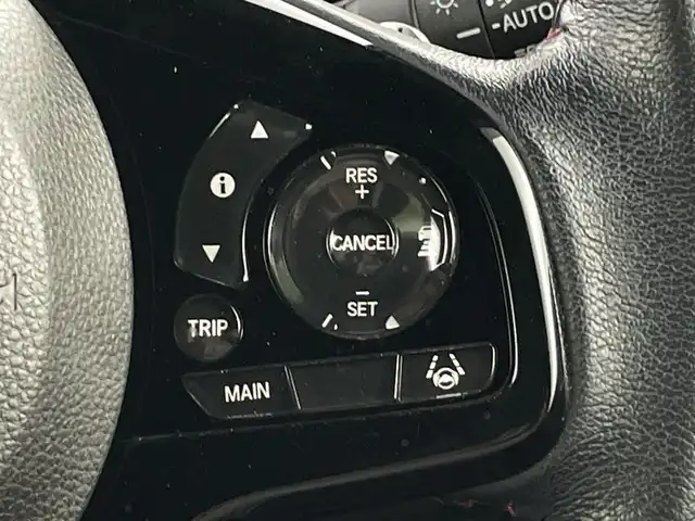 ホンダ Ｎ ＢＯＸ カスタム L ターボ 愛知県 2021(令3)年 2.7万km プラチナホワイトパール 禁煙車/ターボ/ワンオーナー/後期型/ツートンカラー/純正8インチナビ/（CD/DVD/Bluetooth/フルセグTV）/バックカメラ/ホンダセンシング/・衝突被害軽減ブレーキ/・レーダークルーズコントロール/・レーンキープアシスト/・パーキングセンサー/ETC/ドライブレコーダー/シートヒーター/ベンチシート/両側パワースライドドア/LEDヘッドライト/オートライト/フロントフォグランプ/純正15インチアルミホイール/純正フロアマット/スマートキー/プッシュスタート