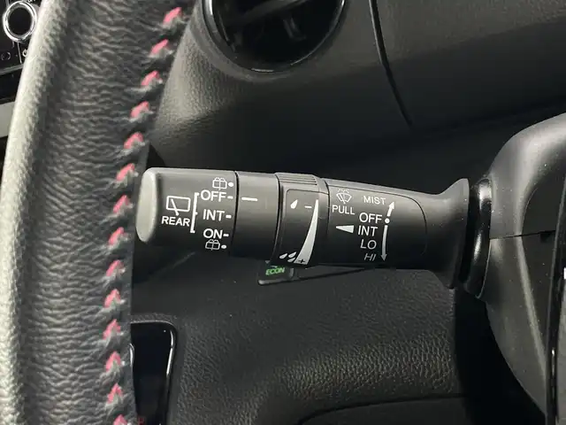 ホンダ Ｎ ＢＯＸ カスタム L ターボ 愛知県 2021(令3)年 2.7万km プラチナホワイトパール 禁煙車/ターボ/ワンオーナー/後期型/ツートンカラー/純正8インチナビ/（CD/DVD/Bluetooth/フルセグTV）/バックカメラ/ホンダセンシング/・衝突被害軽減ブレーキ/・レーダークルーズコントロール/・レーンキープアシスト/・パーキングセンサー/ETC/ドライブレコーダー/シートヒーター/ベンチシート/両側パワースライドドア/LEDヘッドライト/オートライト/フロントフォグランプ/純正15インチアルミホイール/純正フロアマット/スマートキー/プッシュスタート
