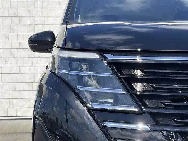 日産 セレナ e－パワー ハイウェイスター V 福岡県 2025(令7)年 0.1万km ダイヤモンドブラック 純正12.3型SDナビ(フルセグTV/HDMI/BT)アラウンドビューモニタープロパイロットエマージェンシーブレーキコーナーセンサーBSM両側パワスラ前後ドラレコETC2.0デジタルインナーミラーシートヒーターUSBポート、タイプC置くだけ充電ハンドルヒーター純正16インチアルミホイールスマートキープッシュスタート