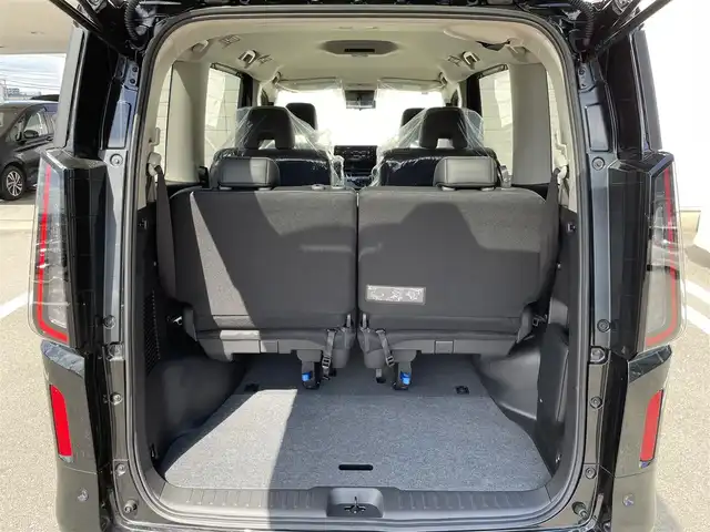 日産 セレナ e－パワー ハイウェイスター V 福岡県 2025(令7)年 0.1万km ダイヤモンドブラック 純正12.3型SDナビ(フルセグTV/HDMI/BT)アラウンドビューモニタープロパイロットエマージェンシーブレーキコーナーセンサーBSM両側パワスラ前後ドラレコETC2.0デジタルインナーミラーシートヒーターUSBポート、タイプC置くだけ充電ハンドルヒーター純正16インチアルミホイールスマートキープッシュスタート