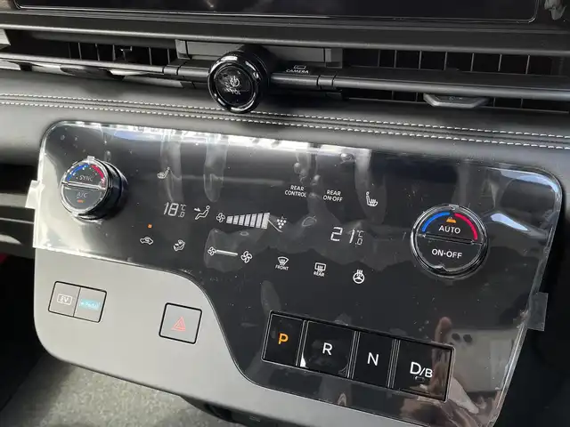 日産 セレナ e－パワー ハイウェイスター V 福岡県 2025(令7)年 0.1万km ダイヤモンドブラック 純正12.3型SDナビ(フルセグTV/HDMI/BT)アラウンドビューモニタープロパイロットエマージェンシーブレーキコーナーセンサーBSM両側パワスラ前後ドラレコETC2.0デジタルインナーミラーシートヒーターUSBポート、タイプC置くだけ充電ハンドルヒーター純正16インチアルミホイールスマートキープッシュスタート