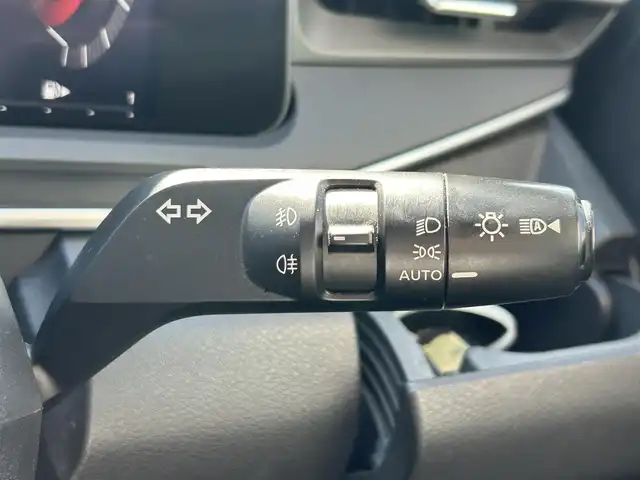 日産 オーラ 和歌山県 2021(令3)年 5.4万km ダークメタルグレー メーカーナビ/フルセグTV/(AM/FM/USB/Bluetooth)/全方位カメラ/BOSEプレミアムサウンド/エマージェンシーブレーキ/横滑り防止/レーンキープアシスト/シートヒーター/ステアリングヒーター/電動パーキング/オートホールド/プロパイロット/ステアリングスイッチ/デジタルインナーミラー/ドライブレコーダー/ビルトインETC/置くだけ充電/純正フロアマット/ドアバイザー
