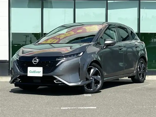 日産 オーラ 和歌山県 2021(令3)年 5.4万km ダークメタルグレー メーカーナビ/フルセグTV/(AM/FM/USB/Bluetooth)/全方位カメラ/BOSEプレミアムサウンド/エマージェンシーブレーキ/横滑り防止/レーンキープアシスト/シートヒーター/ステアリングヒーター/電動パーキング/オートホールド/プロパイロット/ステアリングスイッチ/デジタルインナーミラー/ドライブレコーダー/ビルトインETC/置くだけ充電/純正フロアマット/ドアバイザー