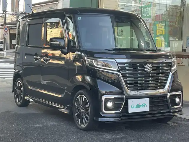 スズキ スペーシア カスタム HYBRID XS ターボ 愛知県 2018(平30)年 7万km ブルーイッシュブラックパール3 IC付ターボ/両側パワースライドドア/純正メモリナビ〈CN-RZ83〉/・DVD／Bluetooth／地デジTV/パノラミックビューモニター/クルーズコントロール/ヘッドアップディスプレ/合皮＆ファブリックコンビシート/運転席シートヒーター/LEDヘッドライト＆フォグランプ/サイドスポイラー＆リアスポイラー/エコクール／リアヒーターダクト/後席左右パーソナルテーブル/スズキセーフティサポート/・デュアルセンサーブレーキサポート/・誤発進抑制機能/・車線逸脱警報/・ふらつき警報/・先行車発進告知機能/・リアパーキングセンサー/ビルトインETC/GPSレーダー〈GWR81sd〉/前方ドライブレコーダー〈DRV517S〉/スマートキー＆プッシュスタート/純正15インチAW