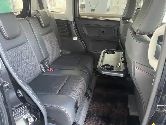 スズキ スペーシア カスタム HYBRID XS ターボ 愛知県 2018(平30)年 7万km ブルーイッシュブラックパール3 IC付ターボ/両側パワースライドドア/純正メモリナビ〈CN-RZ83〉/・DVD／Bluetooth／地デジTV/パノラミックビューモニター/クルーズコントロール/ヘッドアップディスプレ/合皮＆ファブリックコンビシート/運転席シートヒーター/LEDヘッドライト＆フォグランプ/サイドスポイラー＆リアスポイラー/エコクール／リアヒーターダクト/後席左右パーソナルテーブル/スズキセーフティサポート/・デュアルセンサーブレーキサポート/・誤発進抑制機能/・車線逸脱警報/・ふらつき警報/・先行車発進告知機能/・リアパーキングセンサー/ビルトインETC/GPSレーダー〈GWR81sd〉/前方ドライブレコーダー〈DRV517S〉/スマートキー＆プッシュスタート/純正15インチAW