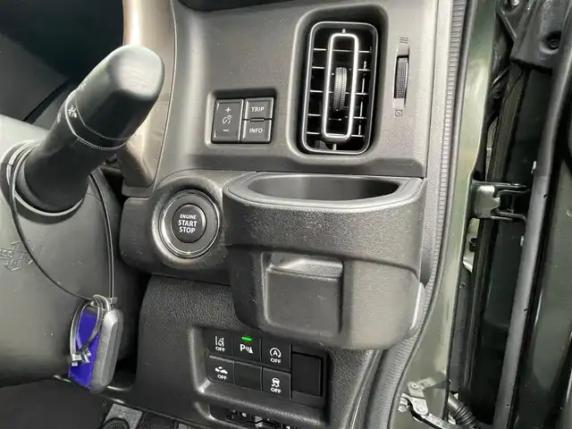 スズキ ハスラー Jスタイル Ⅱ 島根県 2023(令5)年 2.2万km クールカーキパールメタリック/ソフトベージュメタリック ワンオーナー　/純正ディスプレイオーディオ　/ＤＶＤ再生　/Ｂｌｕｅｔｏｏｔｈ接続　/バックカメラ　/ビルトインＥＴＣ　/アダプティブクルーズコントロール　/衝突軽減ブレーキ　/レーンキープアシスト　/後方コーナーセンサー　/前席シートヒーター　/スマートキー/純正LEDライト/純正１５インチアルミホイール/純正フロアマット/保証書・取扱説明書/スペアキー１本/社外アルミ＆スタッドレスタイヤ４本セット積み込み