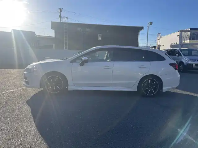 スバル レヴォーグ 1．6GT アイサイト プラウドED 山形県 2015(平27)年 11.1万km クリスタルホワイトP (株)IDOMが運営する【じしゃロン山形店】の自社ローン専用車両になります。/こちらは現金またはオートローンご利用時の価格です。/自社ローンご希望の方は別途その旨お申付け下さい。/Stradaナビ/クルーズコントロール/ビルトインETC/サイドカメラ/プッシュスタート/スマートキー/スペアキー/サマータイヤ4本積み込み（ホイール付）/積み込みタイヤサイズ＊215/50ZR17＊