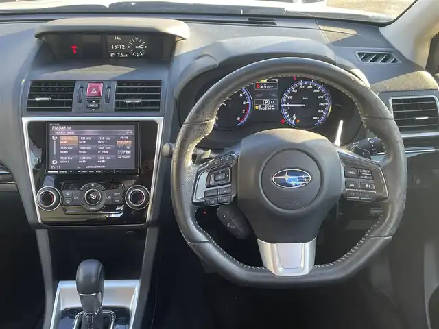 スバル レヴォーグ 1．6GT アイサイト プラウドED 山形県 2015(平27)年 11.1万km クリスタルホワイトP (株)IDOMが運営する【じしゃロン山形店】の自社ローン専用車両になります。/こちらは現金またはオートローンご利用時の価格です。/自社ローンご希望の方は別途その旨お申付け下さい。/Stradaナビ/クルーズコントロール/ビルトインETC/サイドカメラ/プッシュスタート/スマートキー/スペアキー/サマータイヤ4本積み込み（ホイール付）/積み込みタイヤサイズ＊215/50ZR17＊