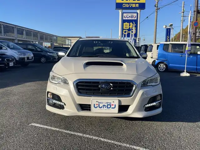 スバル レヴォーグ 1．6GT アイサイト プラウドED 山形県 2015(平27)年 11.1万km クリスタルホワイトP (株)IDOMが運営する【じしゃロン山形店】の自社ローン専用車両になります。/こちらは現金またはオートローンご利用時の価格です。/自社ローンご希望の方は別途その旨お申付け下さい。/Stradaナビ/クルーズコントロール/ビルトインETC/サイドカメラ/プッシュスタート/スマートキー/スペアキー/サマータイヤ4本積み込み（ホイール付）/積み込みタイヤサイズ＊215/50ZR17＊